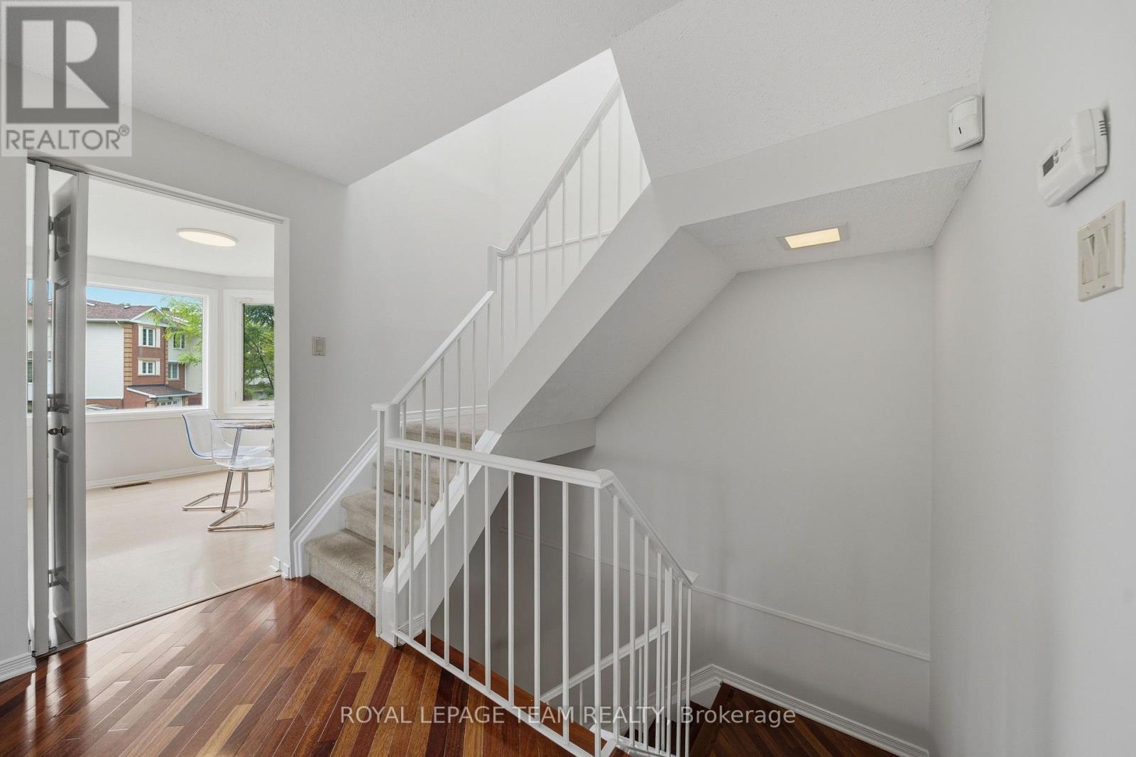 3 Bed, 3 Bath House for Sale in Ottawa – 18 ARBORDALE CRESCENT, Ottawa – MLS# X13456822 - Image 16