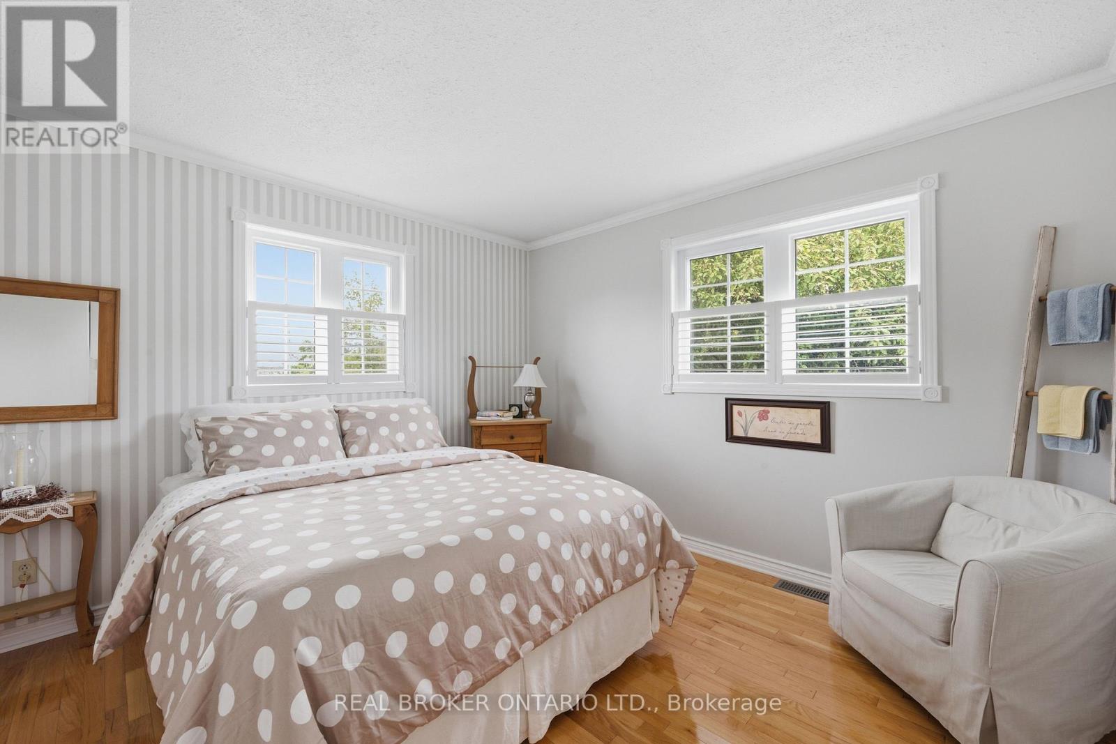 10532 MAIN STREET - Image 32