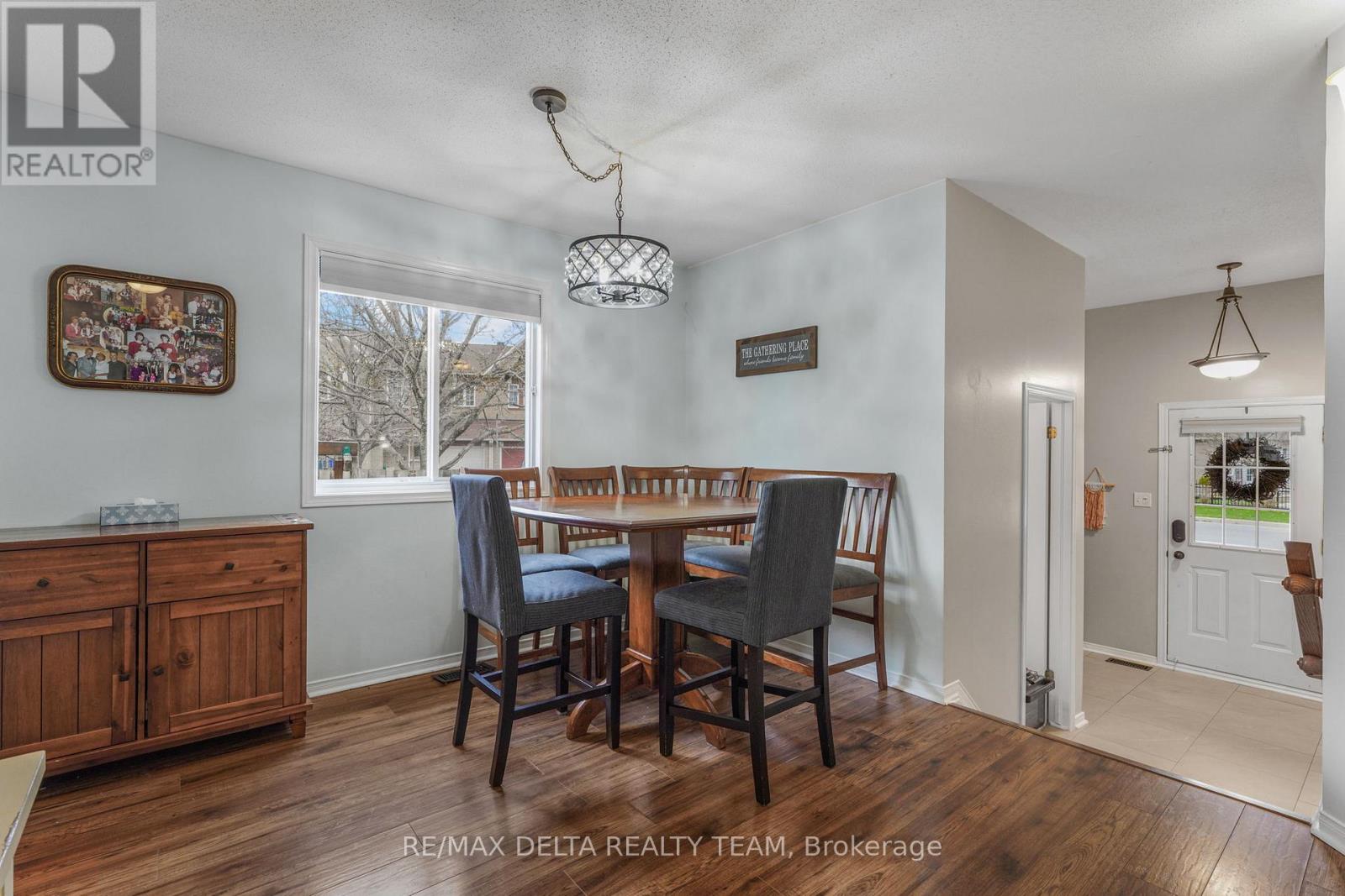 4 Bed, 3 Bath House for Sale in Ottawa – 540 CHARDONNAY DRIVE, Ottawa – MLS# X13456870 - Image 7