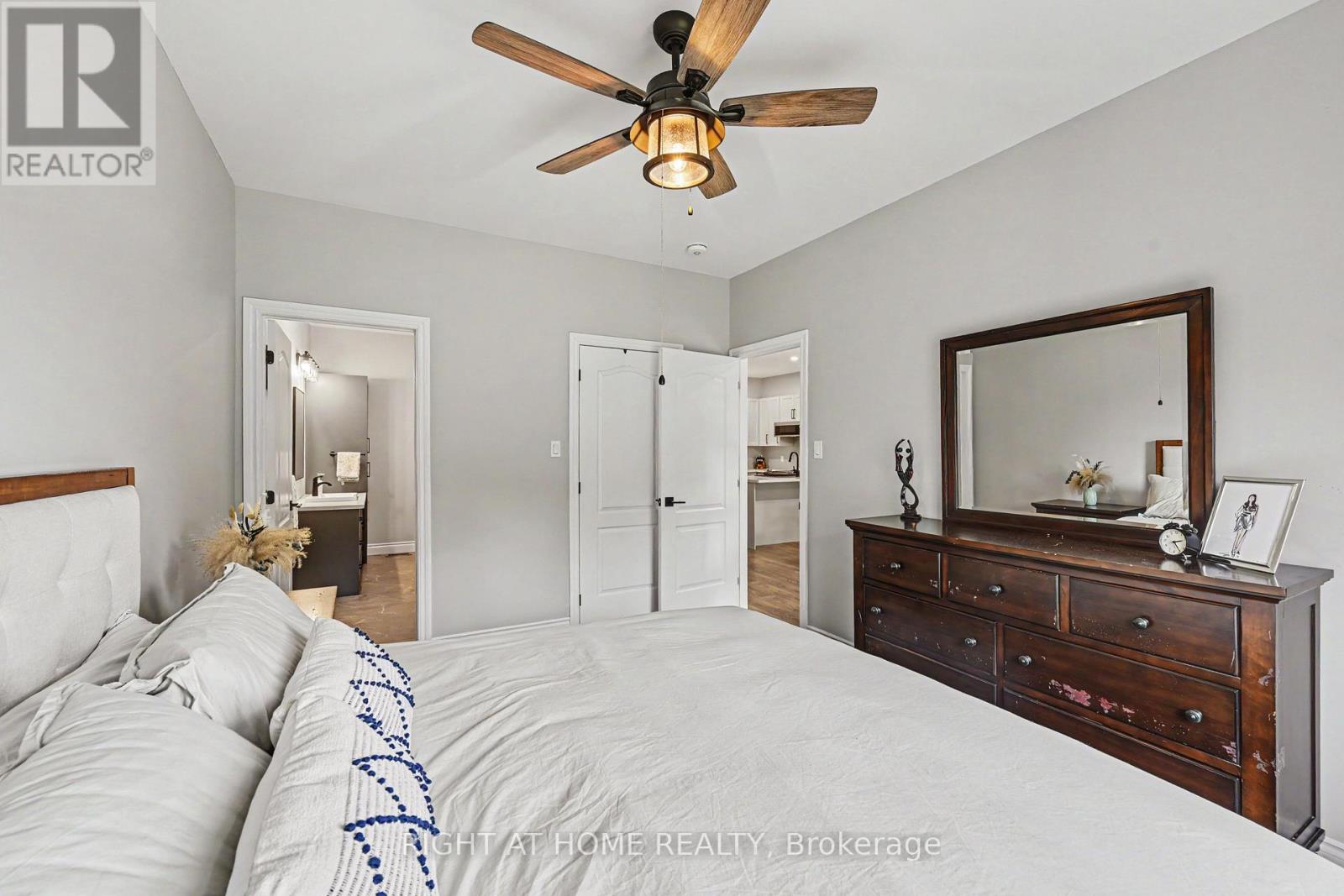 306 FORESTVIEW CRESCENT - 17