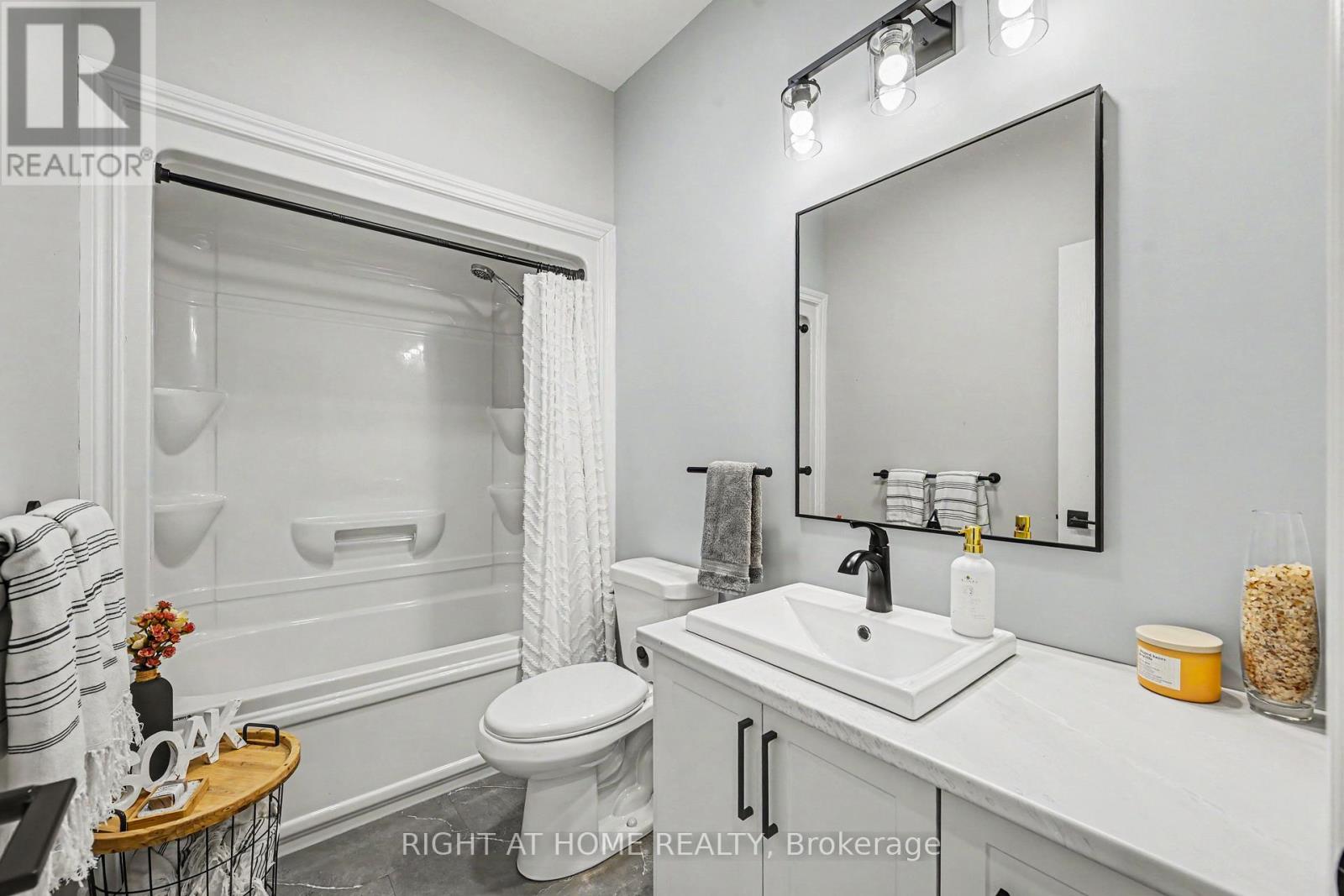 306 FORESTVIEW CRESCENT - 20