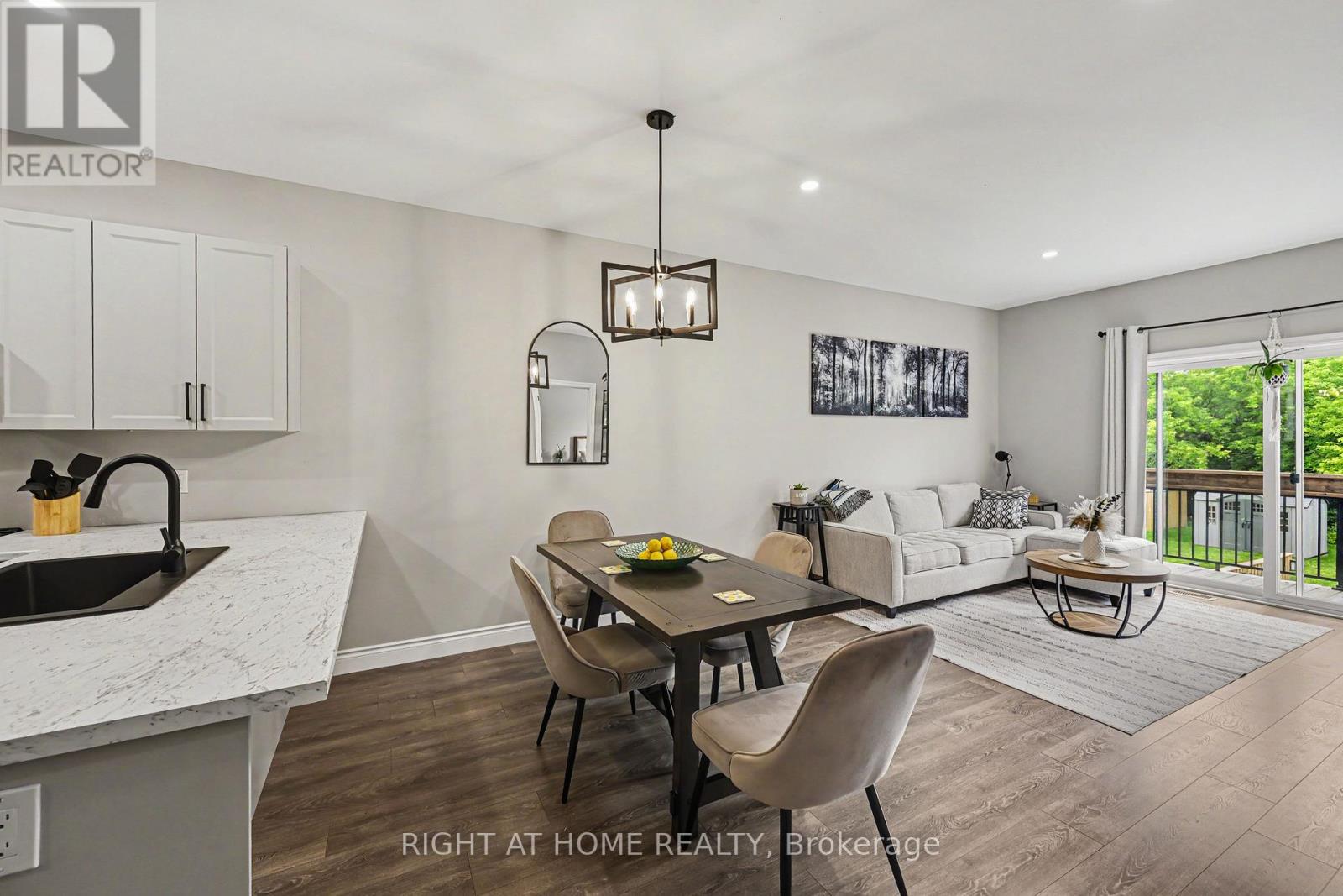 306 FORESTVIEW CRESCENT - 8