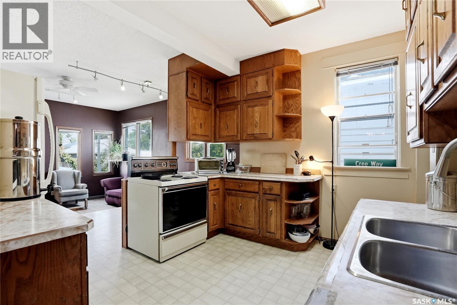 332 I AVENUE S — photo 18