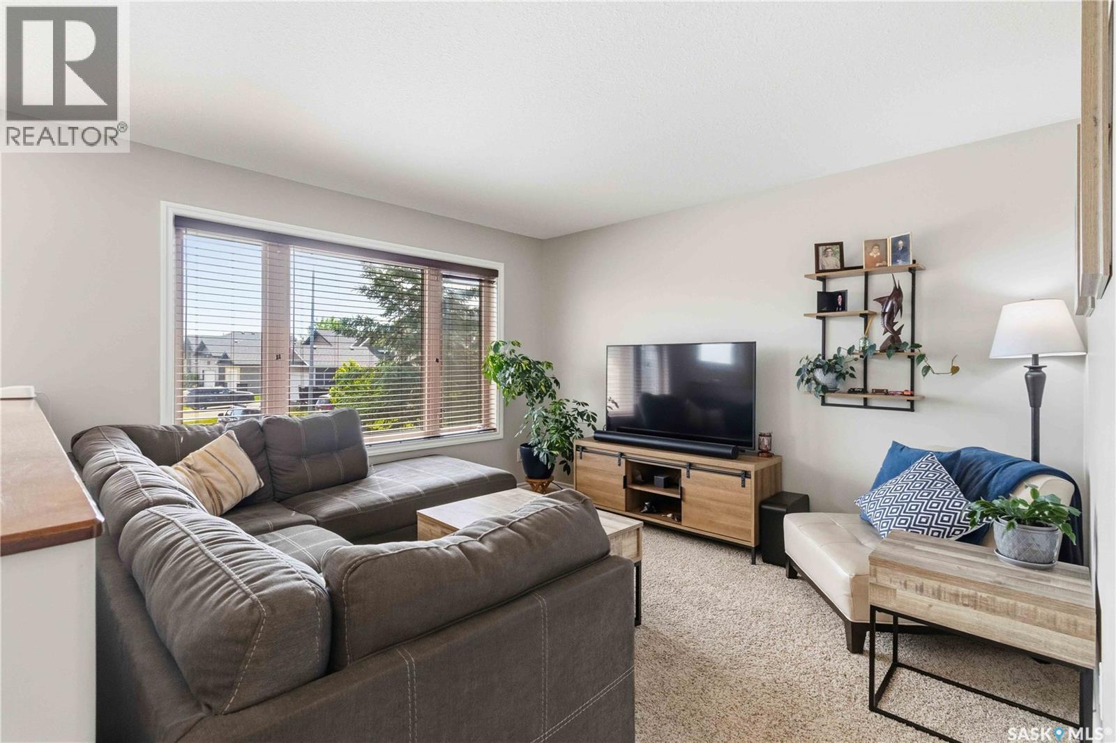 129 Warwick CRESCENT - photo 3