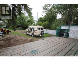 641 Railway Avenue, Eastend, SK S0N0T0 Photo 17