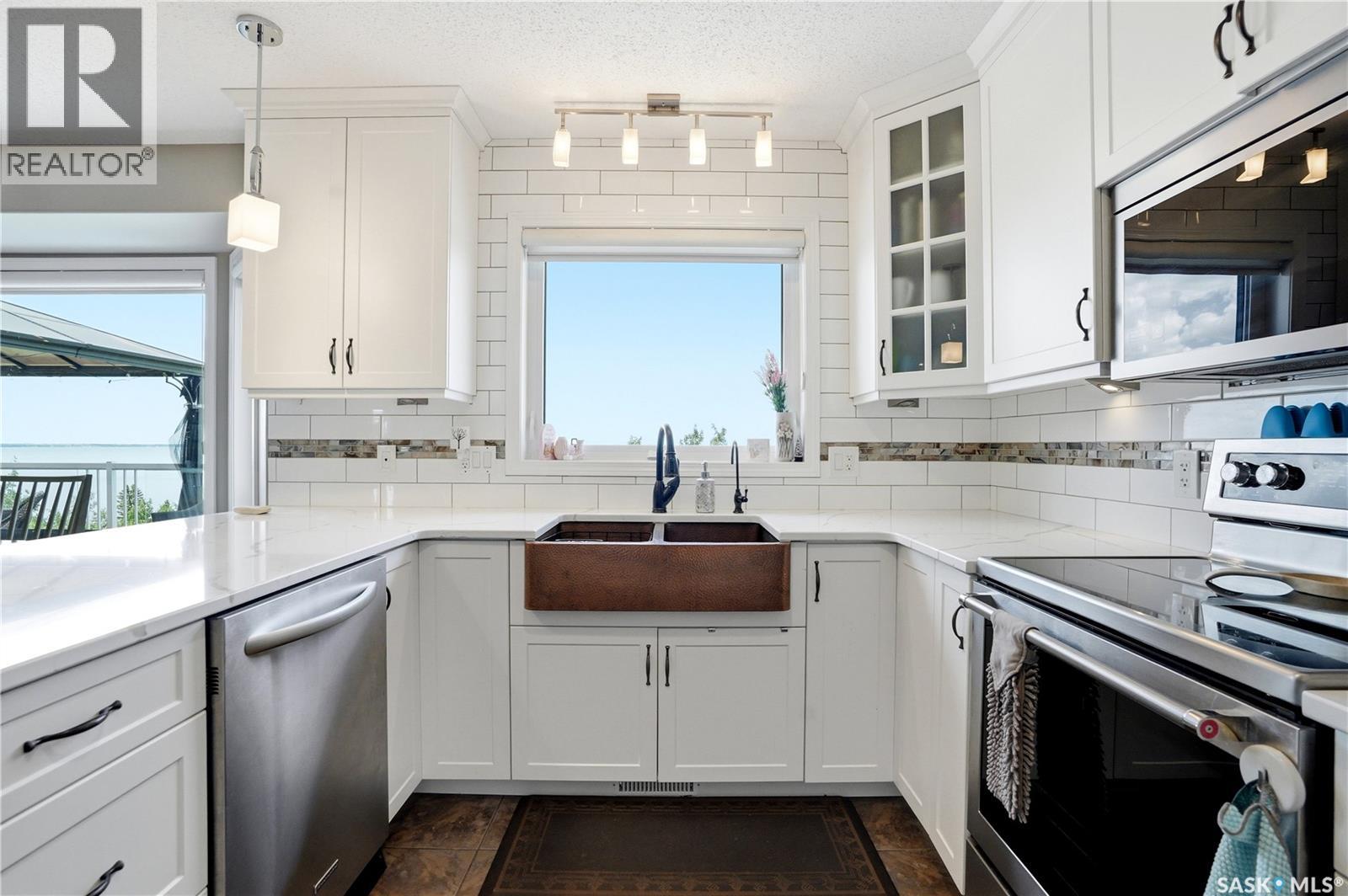 380 Carter CRESCENT — photo 8