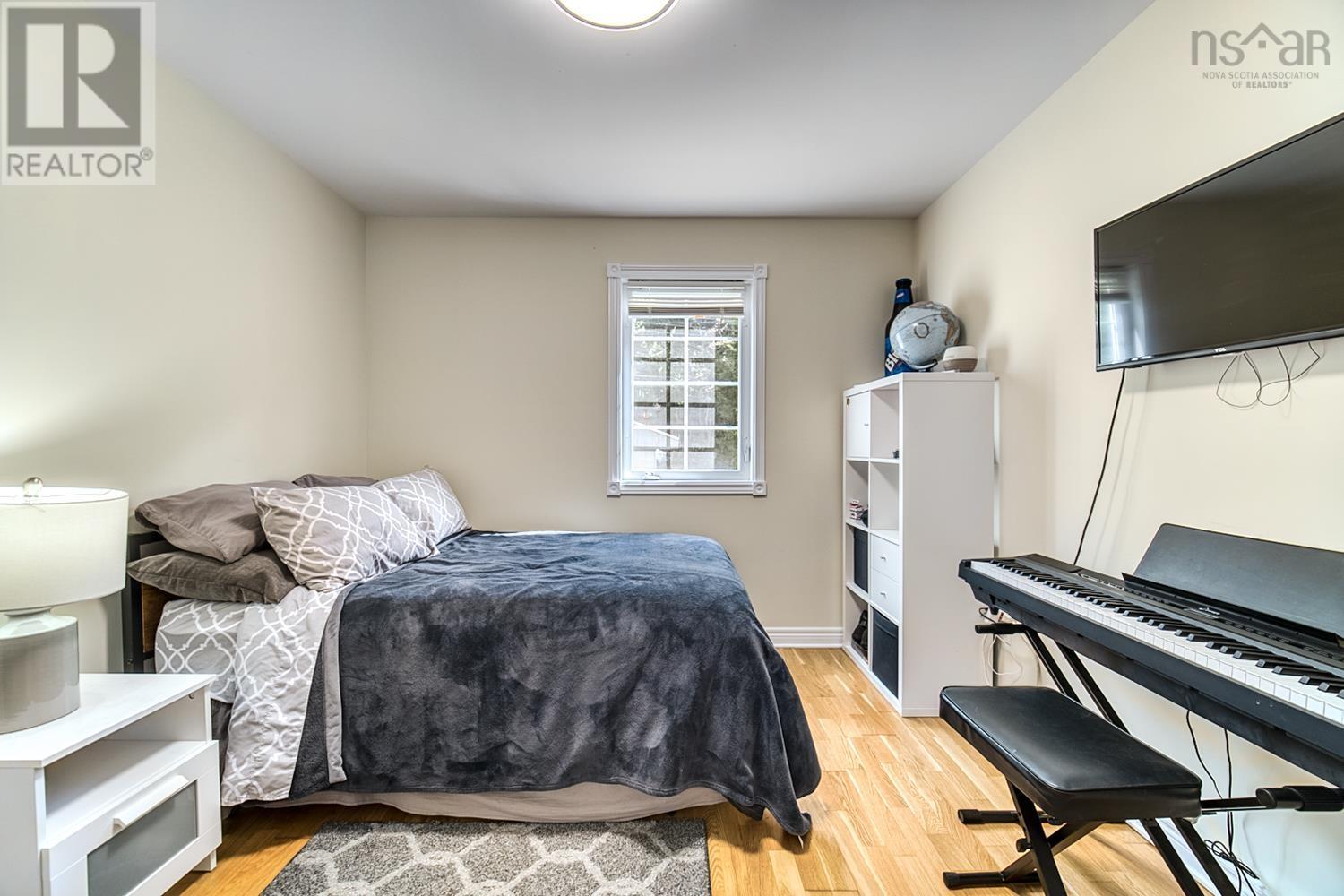 111 River Drive - 23