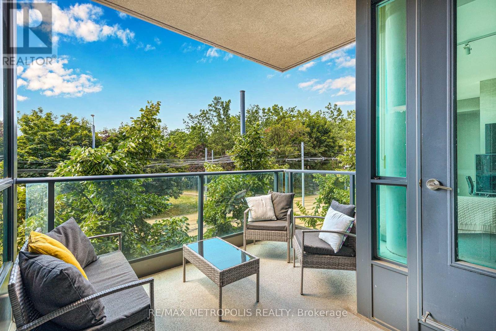 #208 215 FORT YORK BOULEVARD - 11