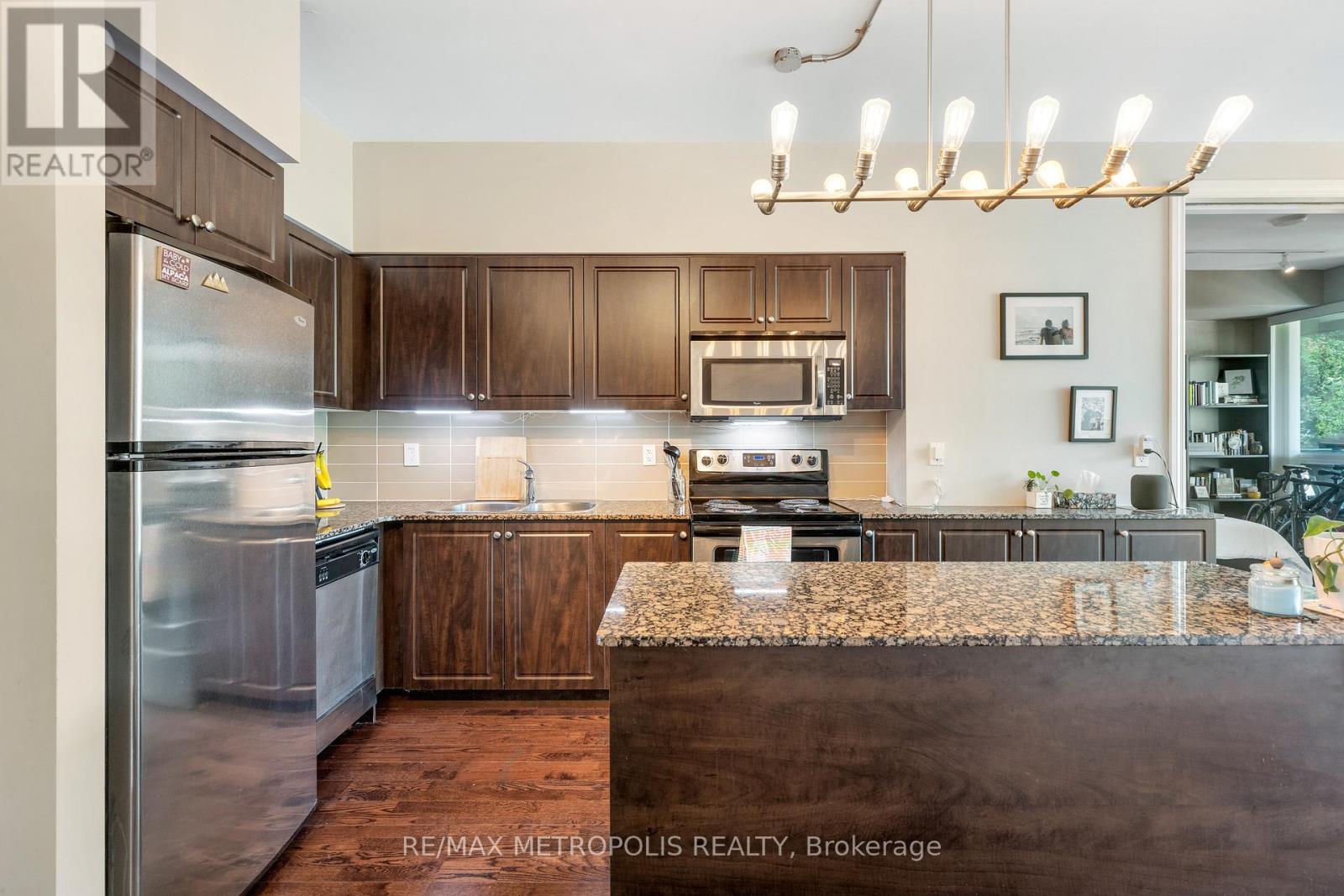 #208 215 FORT YORK BOULEVARD - 13
