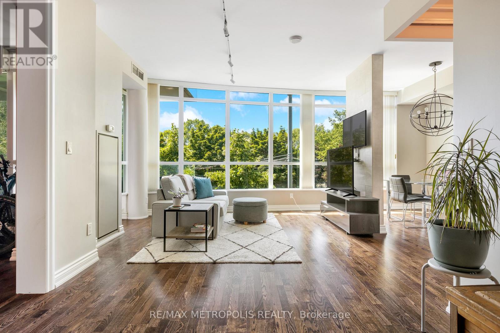 #208 215 FORT YORK BOULEVARD - 7