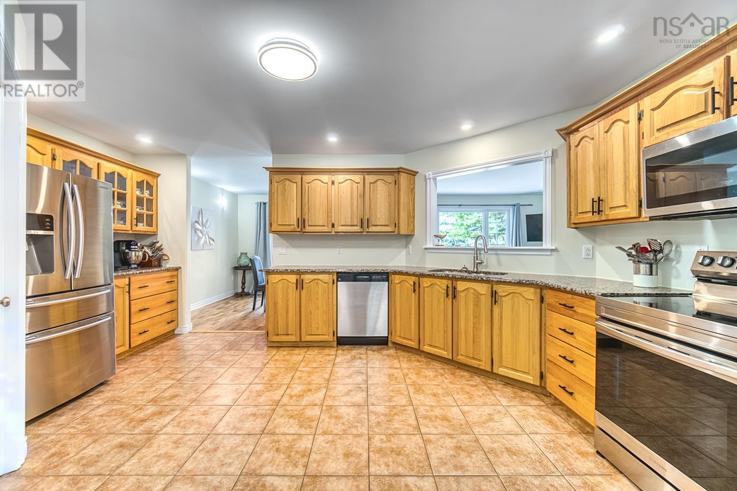 111 River Drive - 6