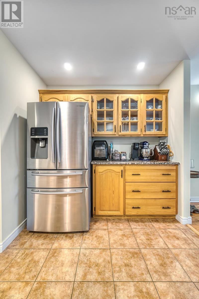 111 River Drive - 7
