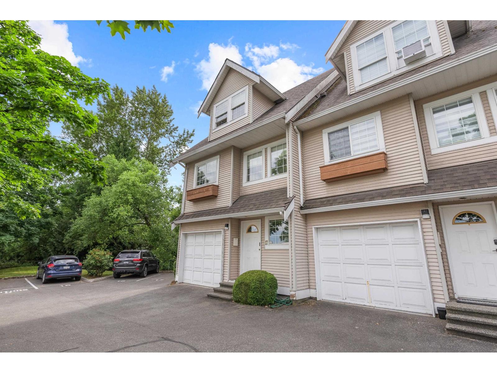 17 19948 WILLOUGHBY WAY, Langley