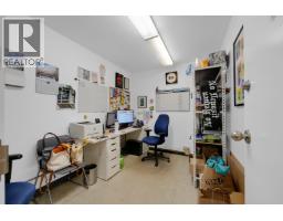 953 Brunette Avenue, Coquitlam, BC V3K1E1 Photo 17