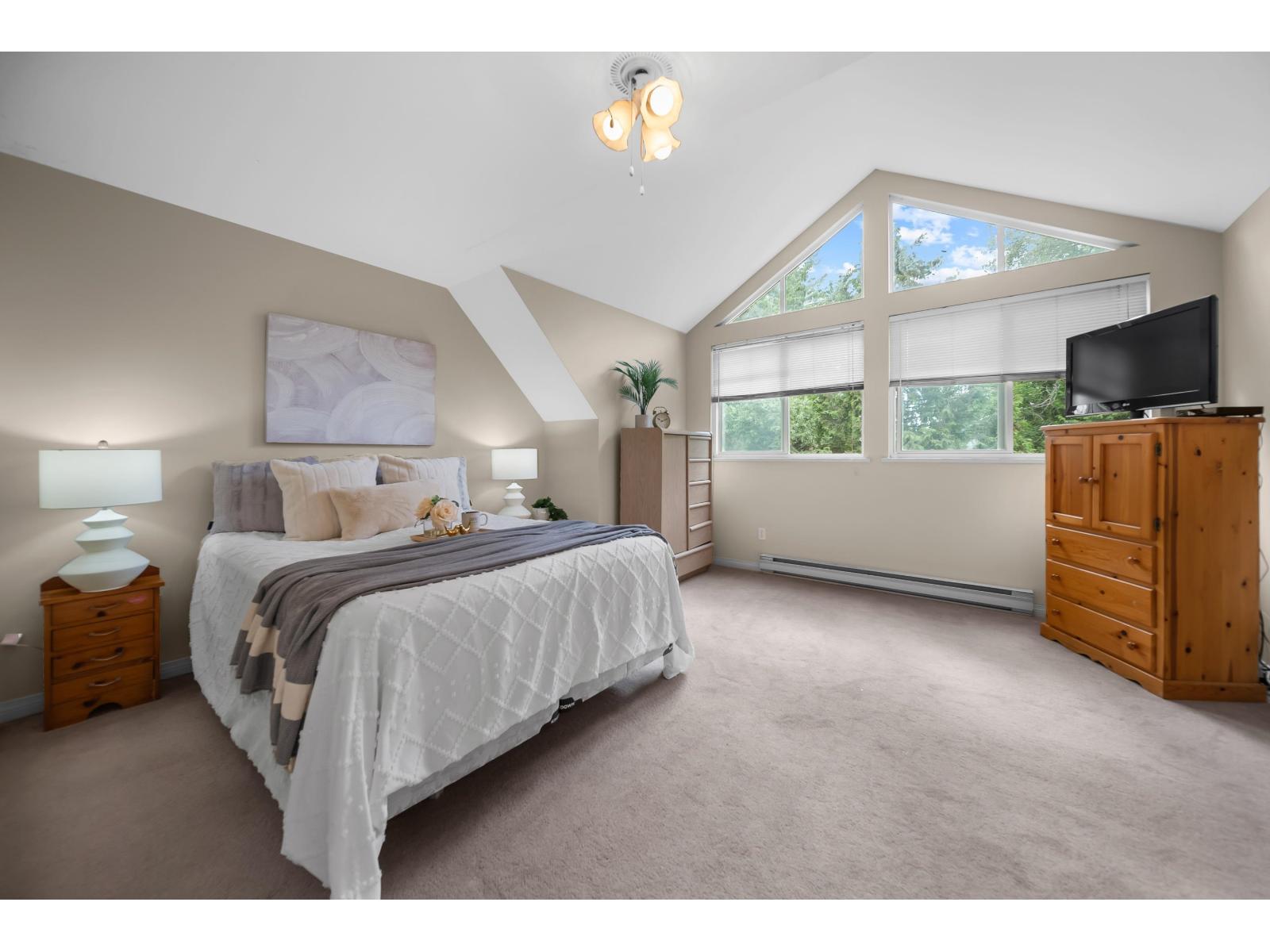17 19948 WILLOUGHBY WAY, Langley