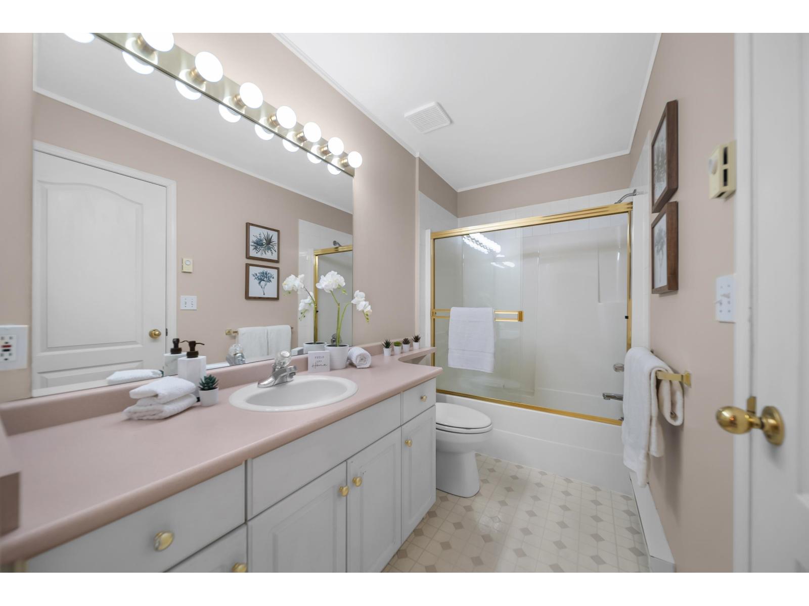 17 19948 WILLOUGHBY WAY, Langley