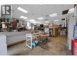 953 Brunette Avenue, Coquitlam, BC V3K1E1 Photo 27