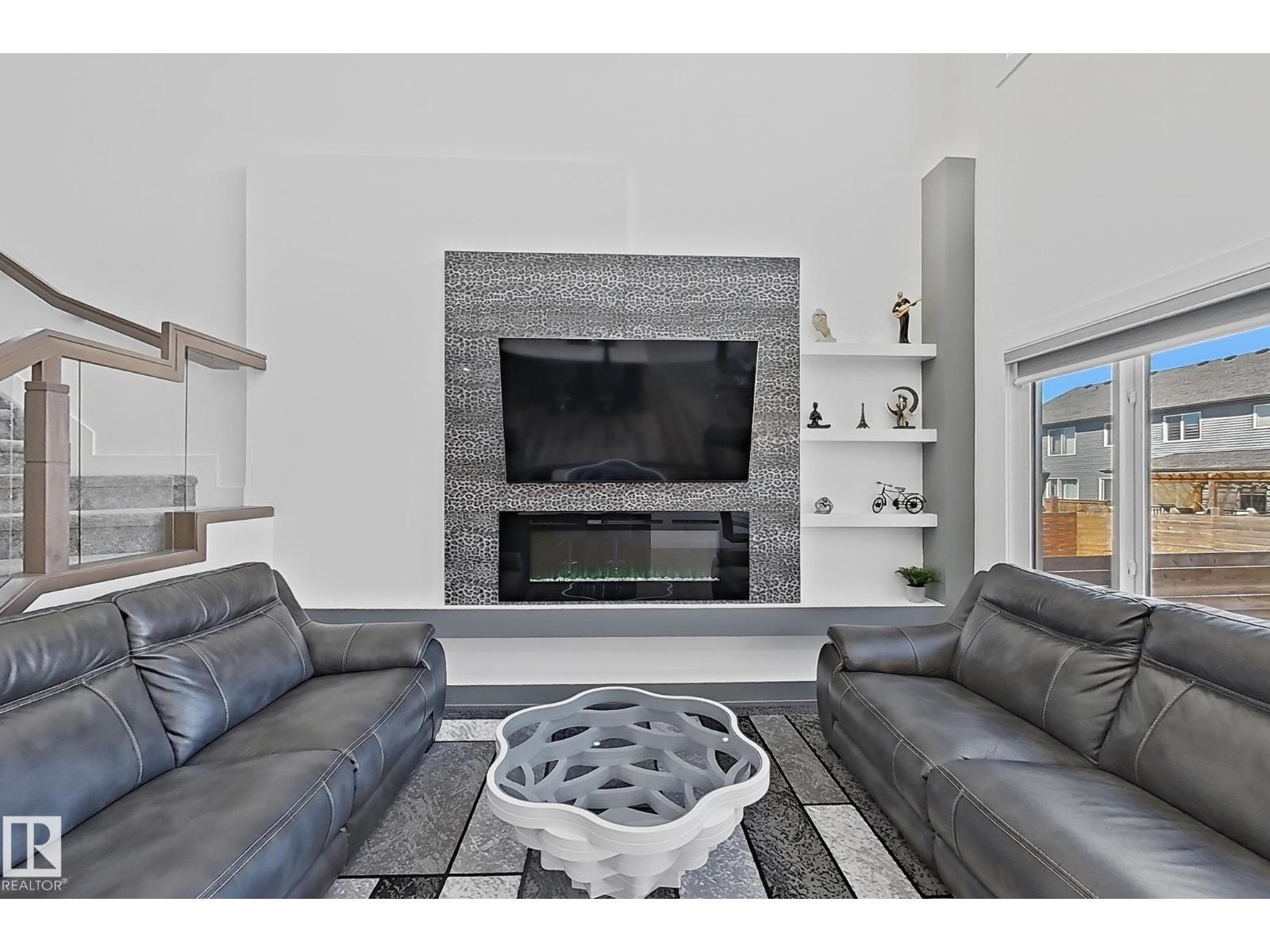415 42 ST SW - 23