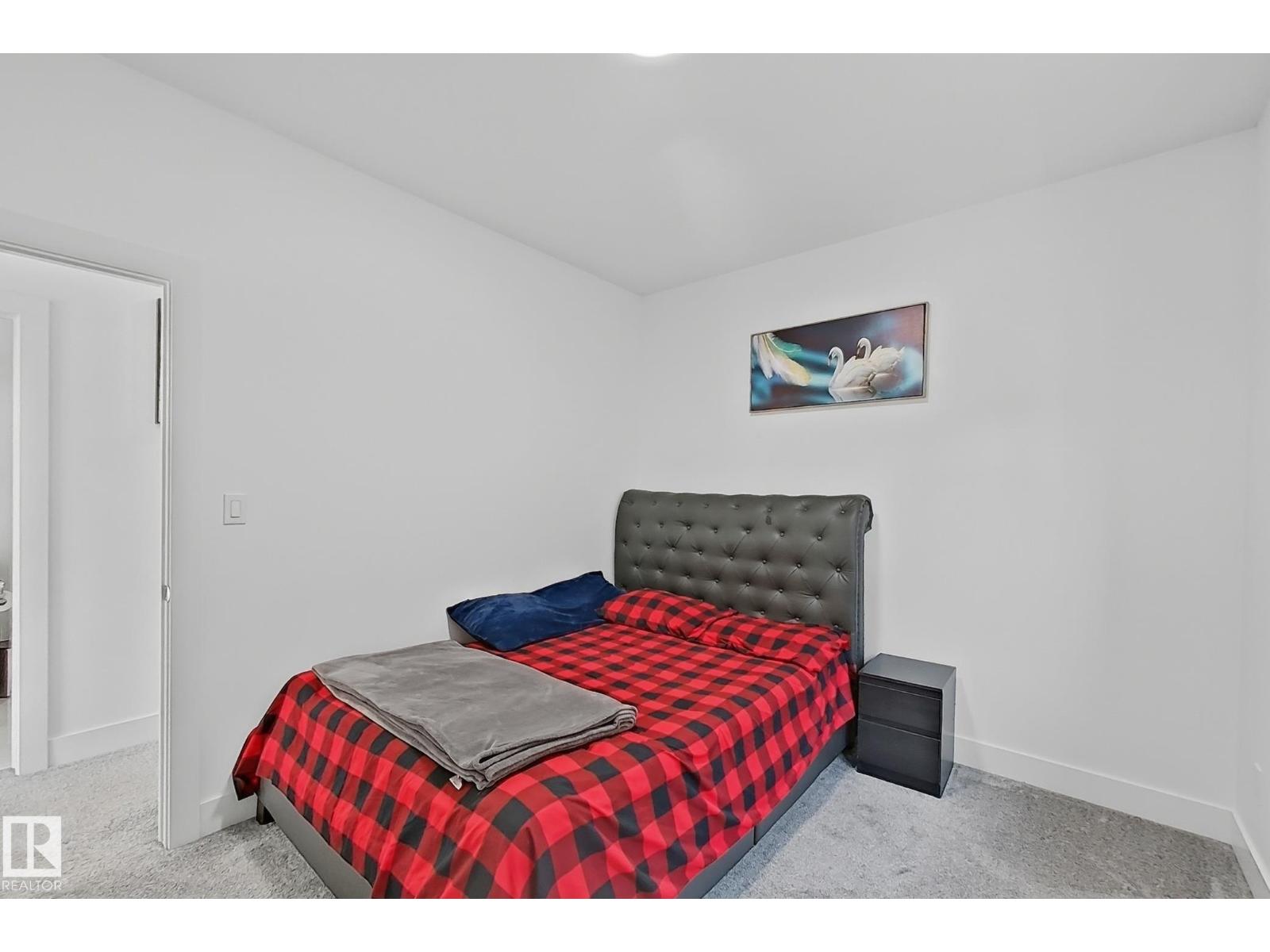 415 42 ST SW - 38