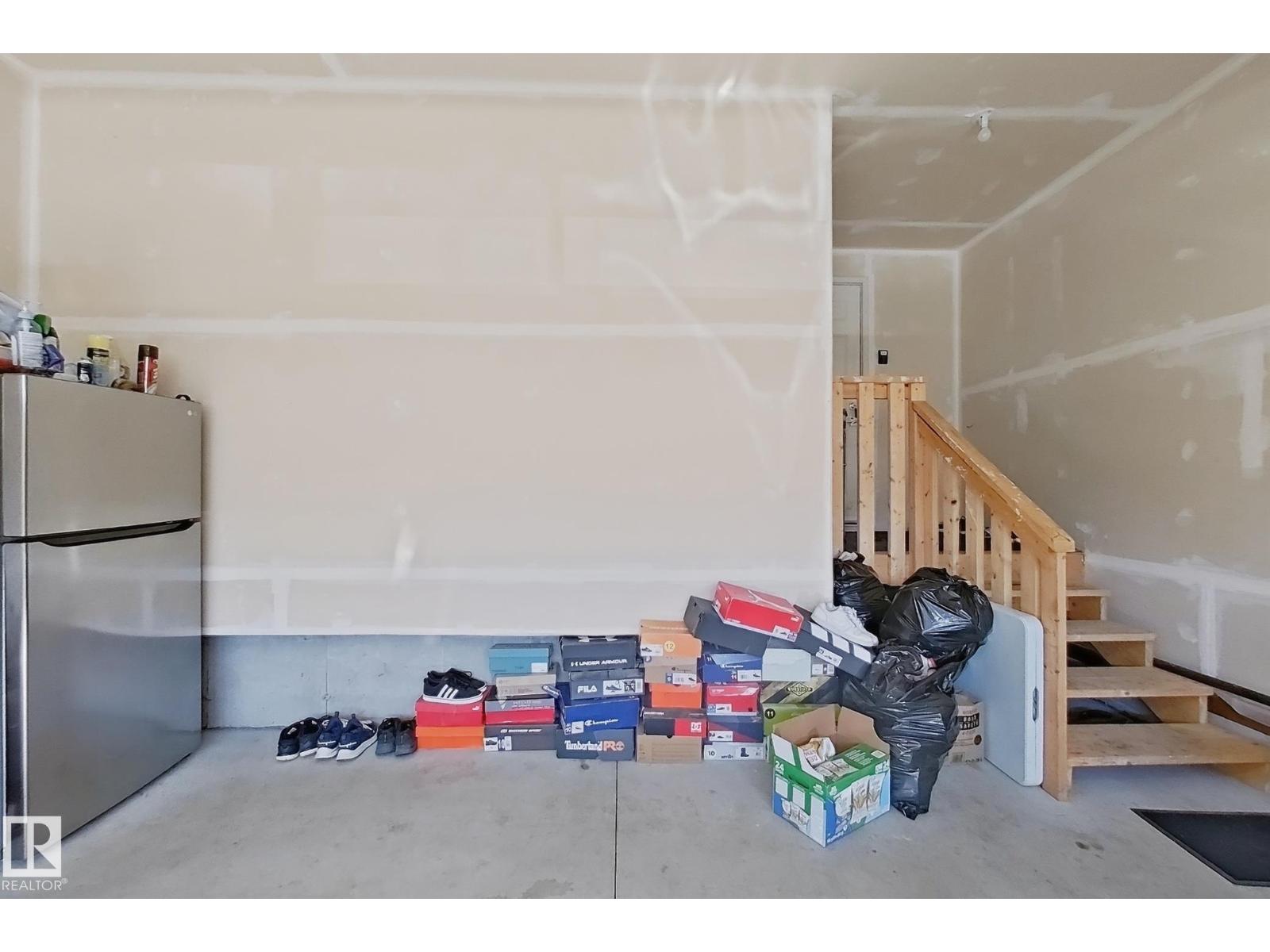 415 42 ST SW - 47