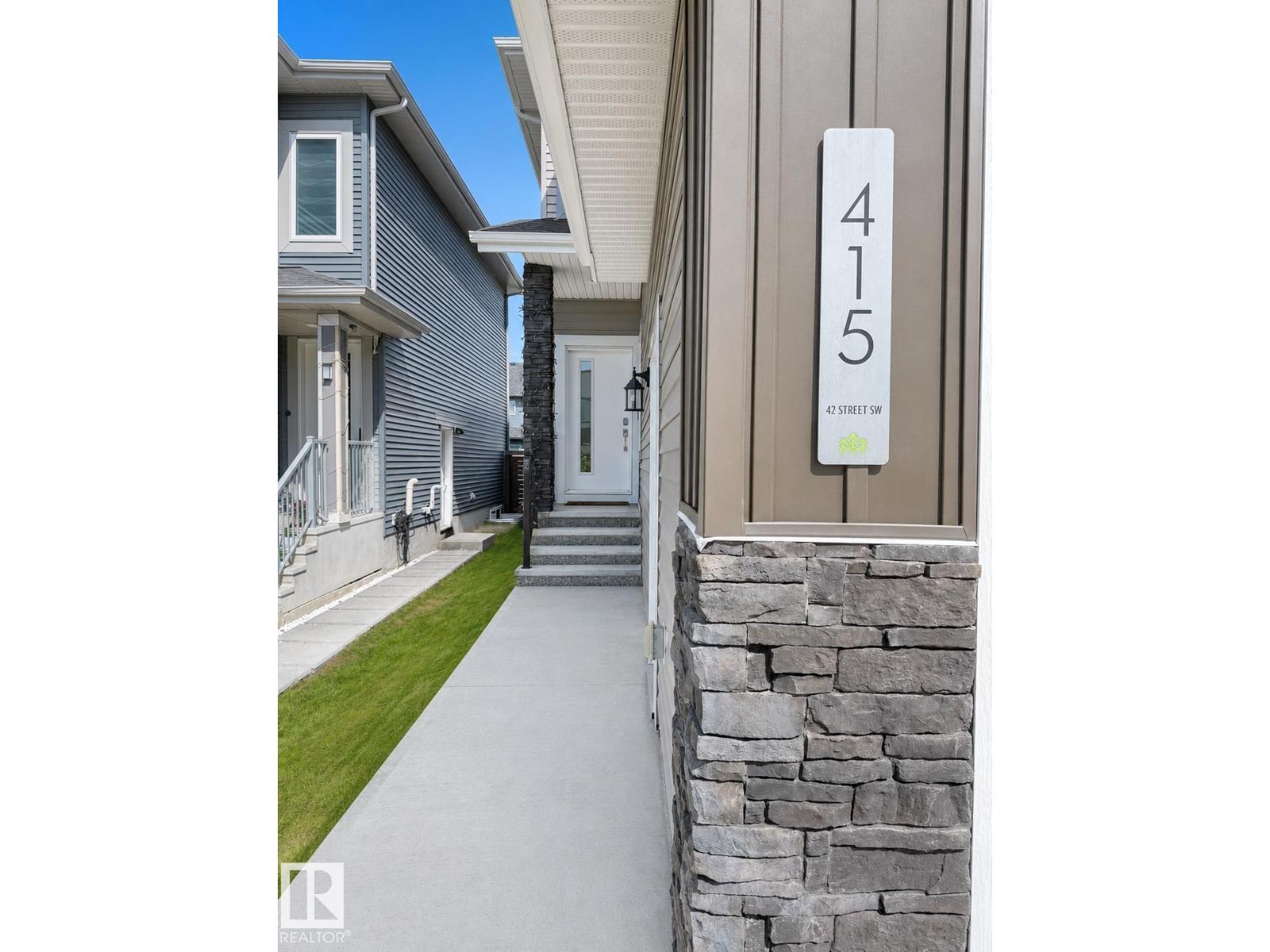415 42 ST SW - 8