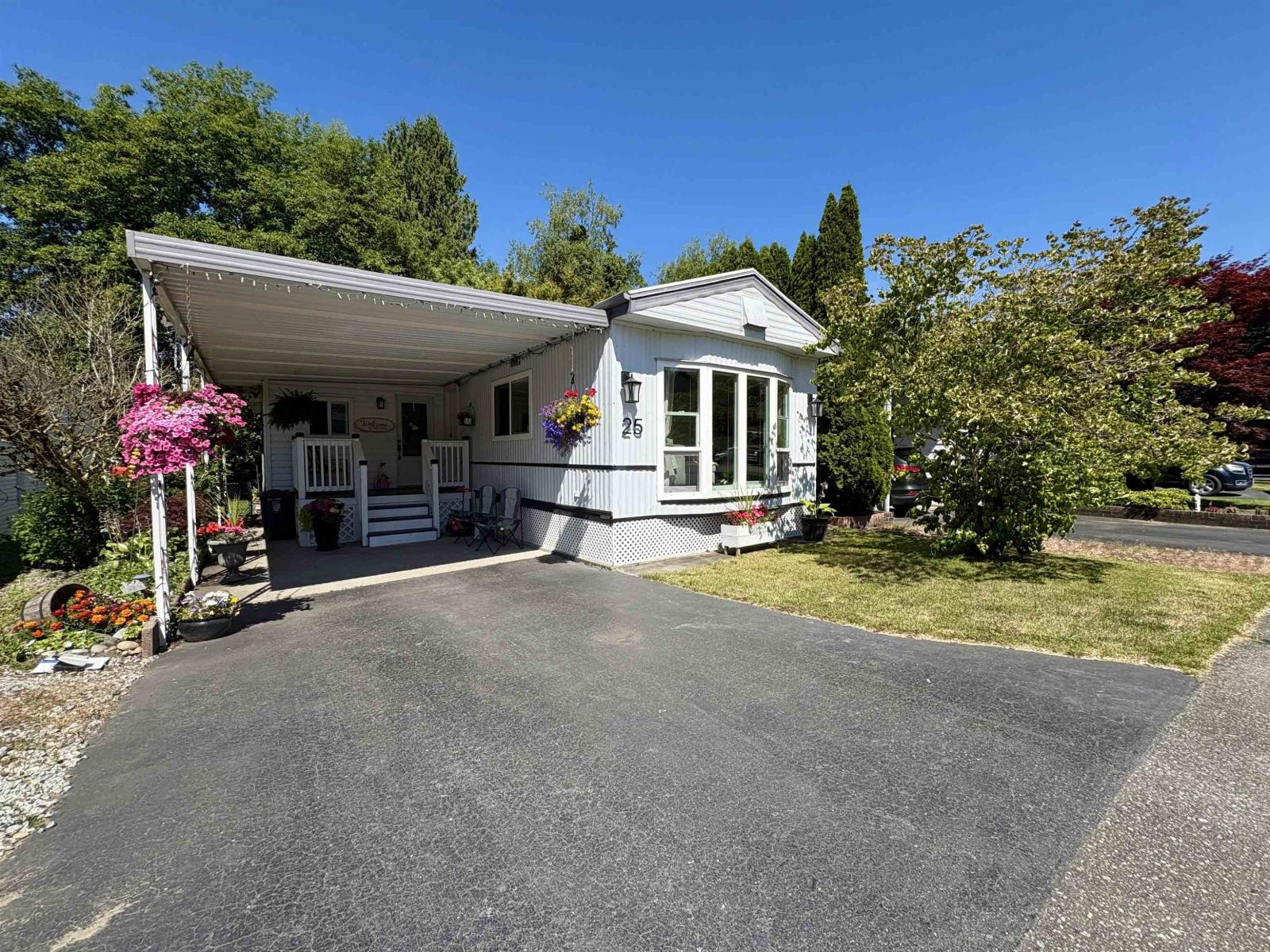 25 2315 198 STREET