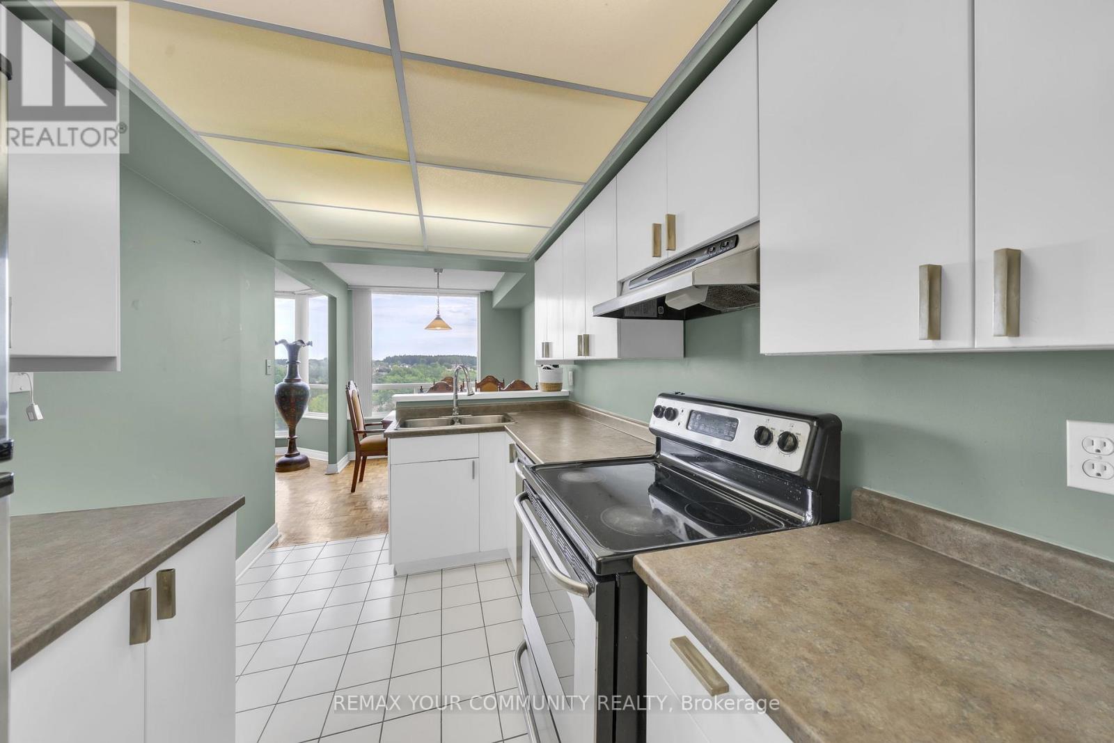 #913 175 CEDAR AVENUE - 10