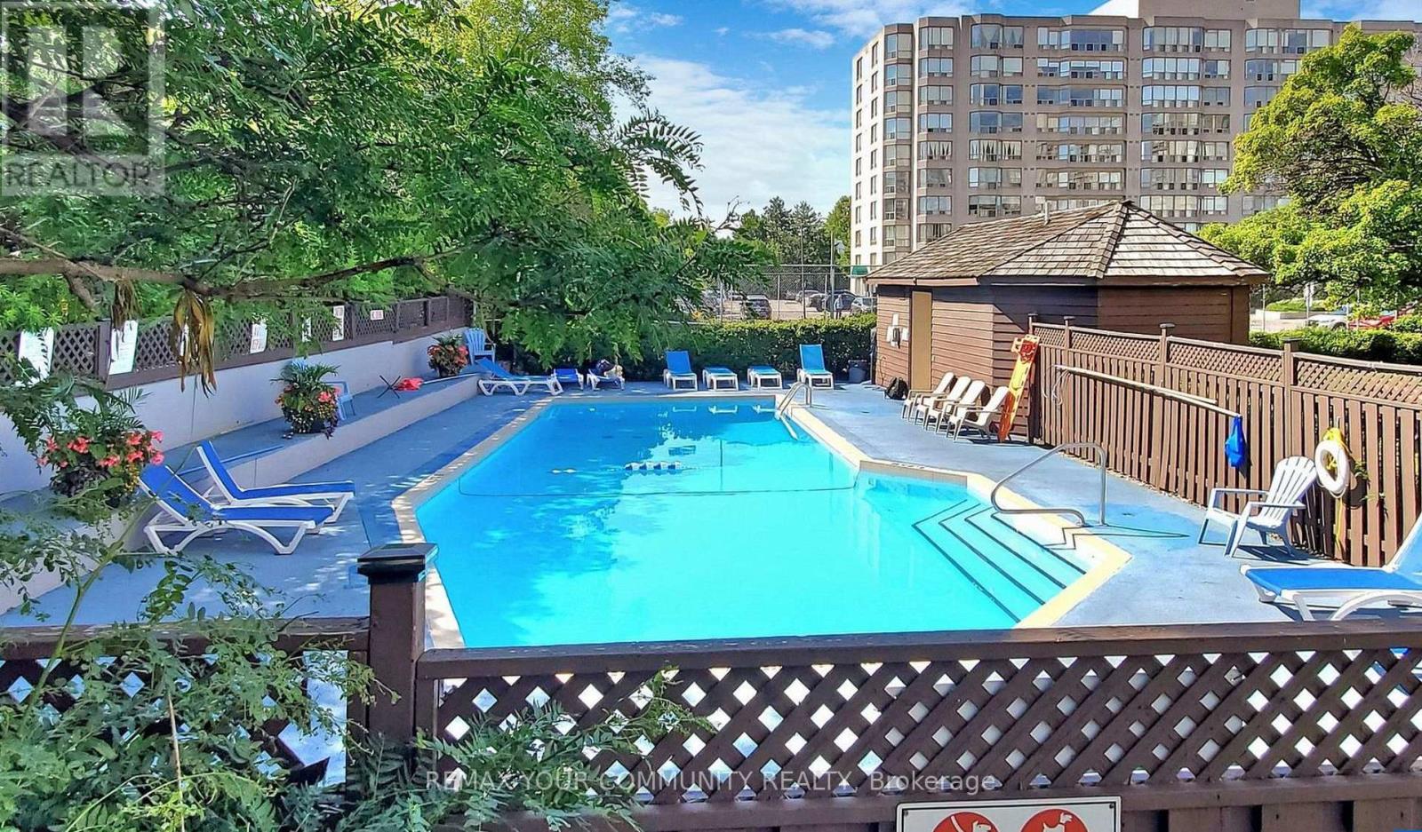 #913 175 CEDAR AVENUE - 28