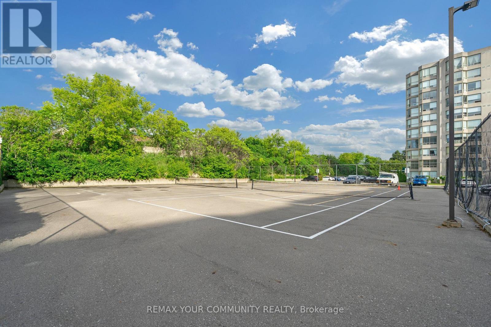 #913 175 CEDAR AVENUE - 29