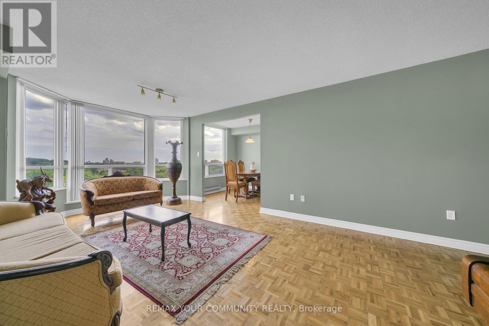 #913 175 CEDAR AVENUE - 3