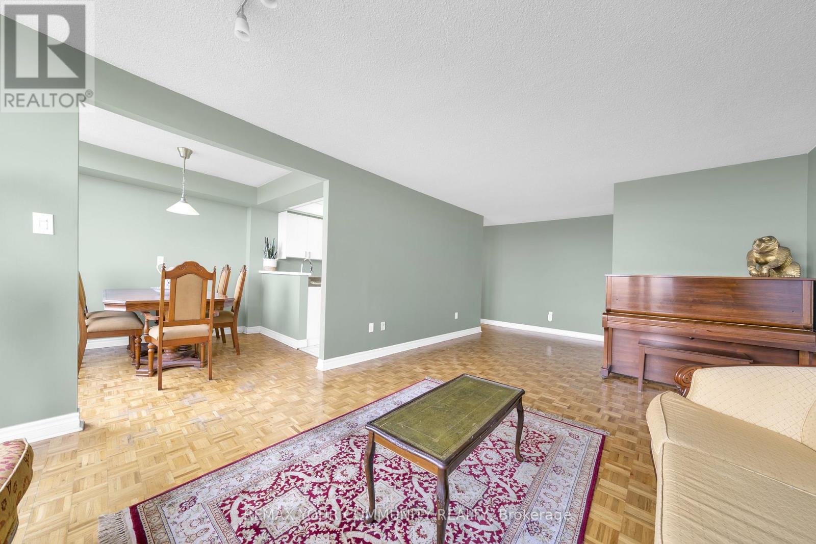 #913 175 CEDAR AVENUE - 5