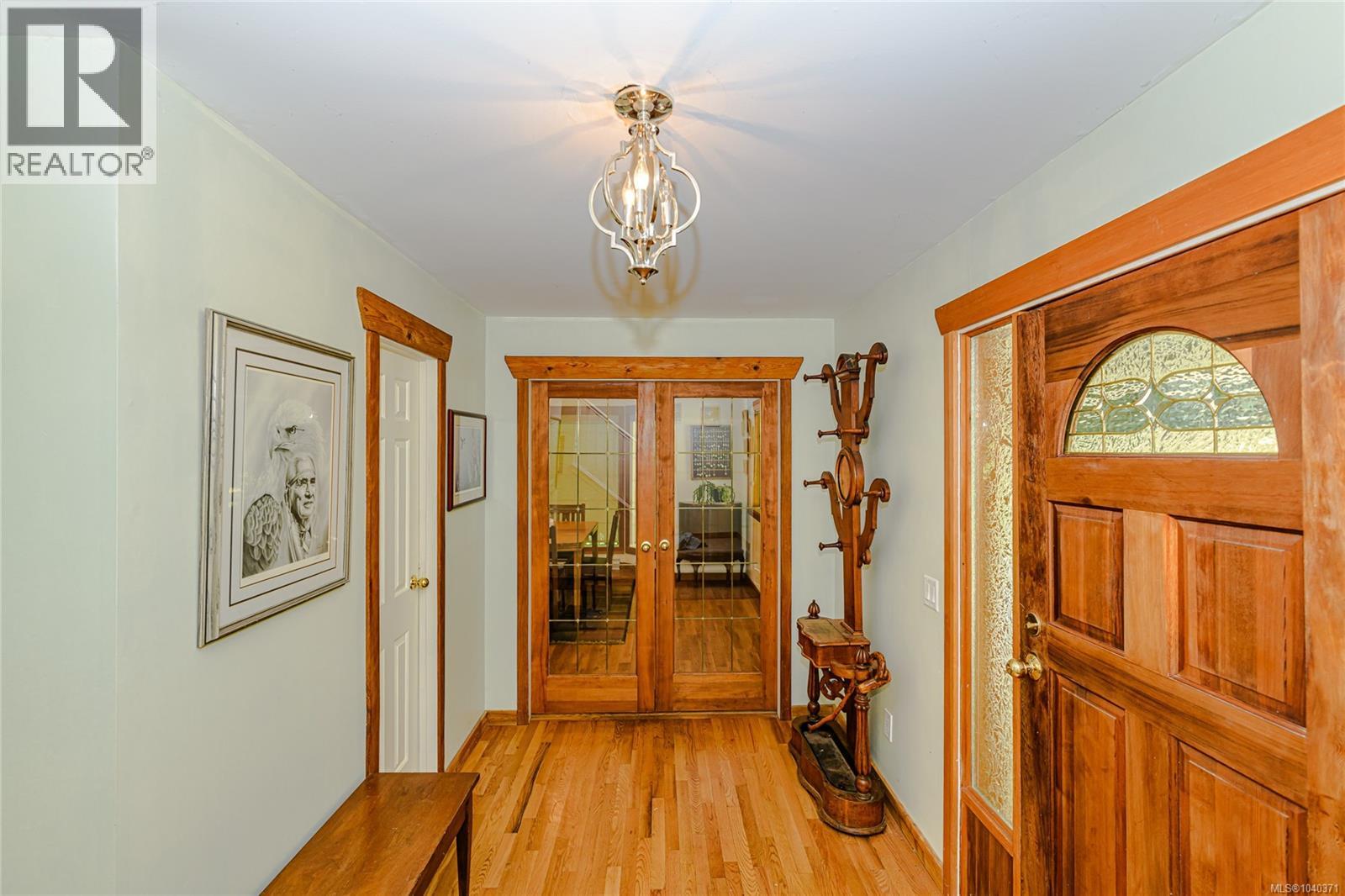 1164 North End Rd - 19