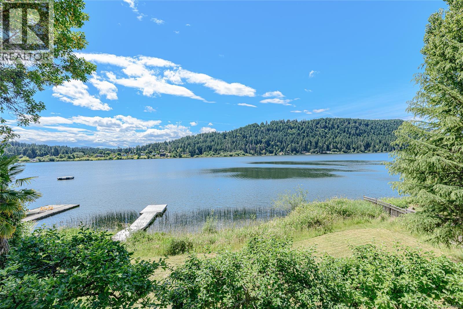 1164 North End Rd - 24