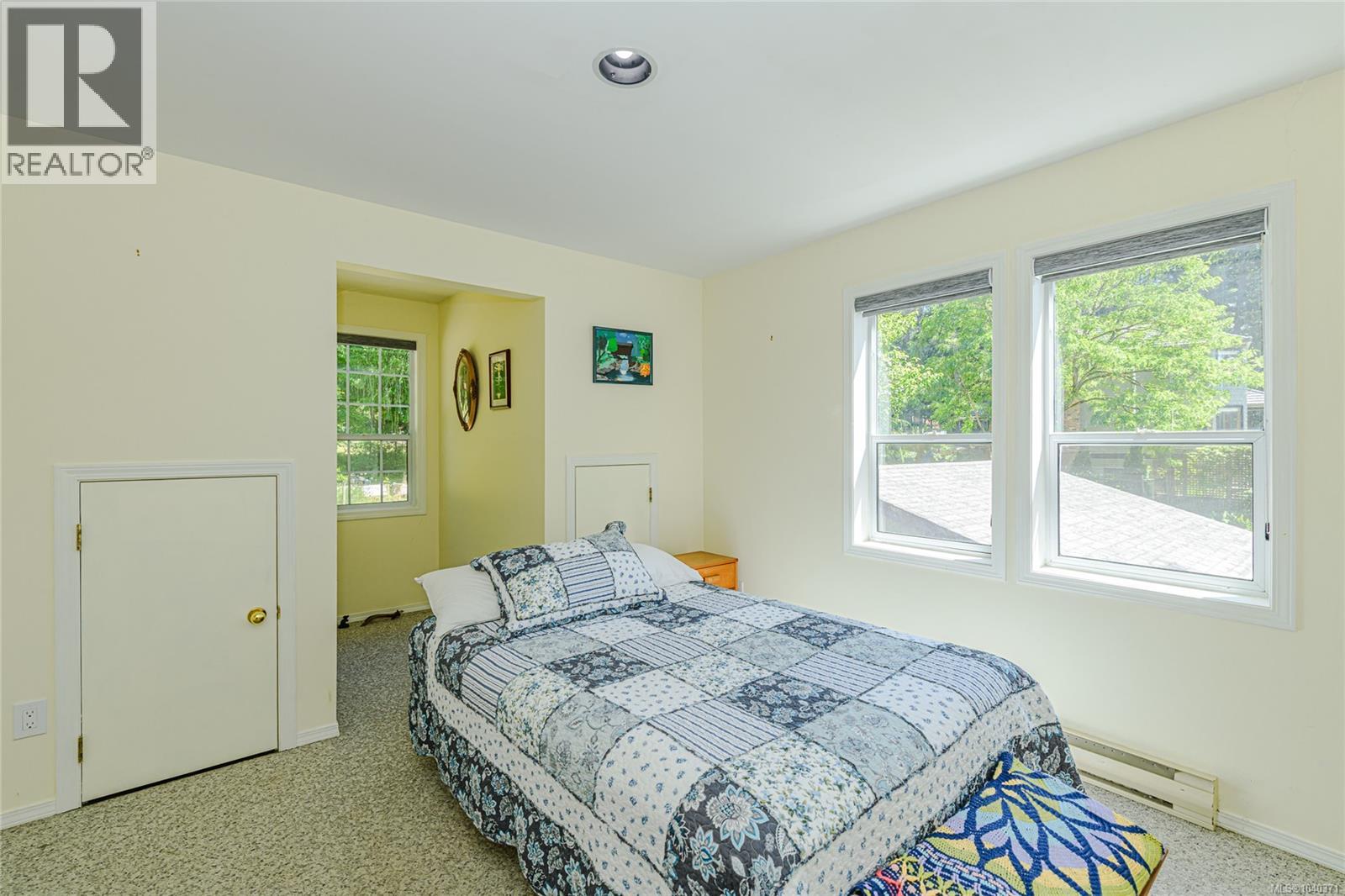 1164 North End Rd - 31