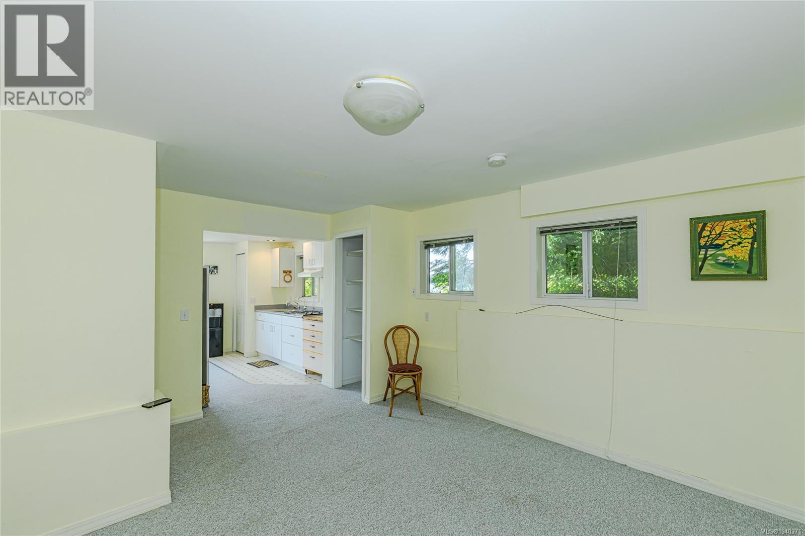 1164 North End Rd - 40