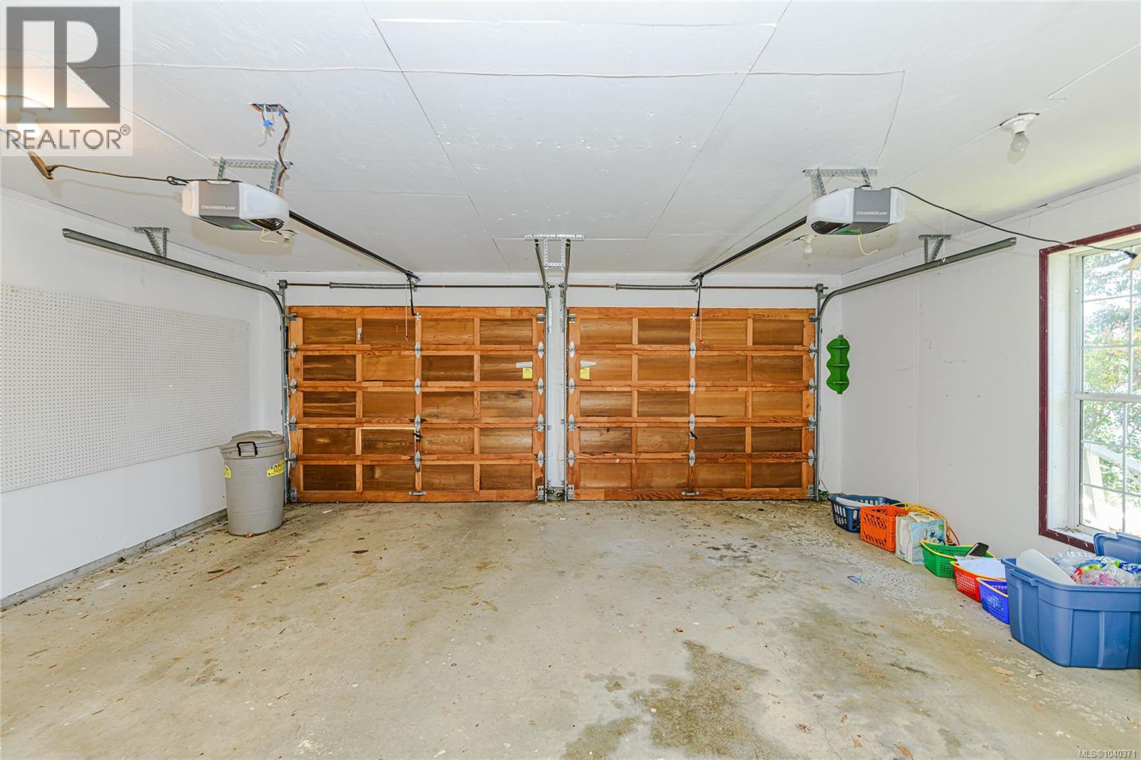 1164 North End Rd - 45