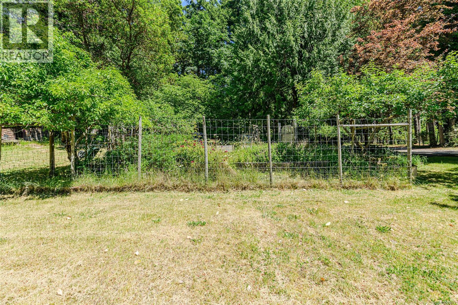 1164 North End Rd - 46