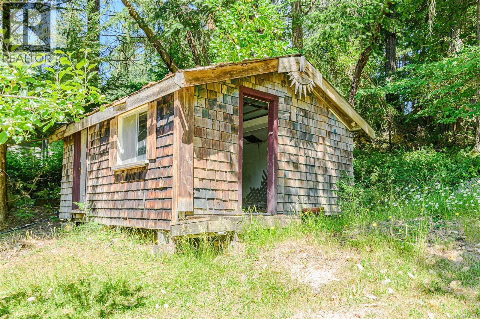 1164 North End Rd - 48