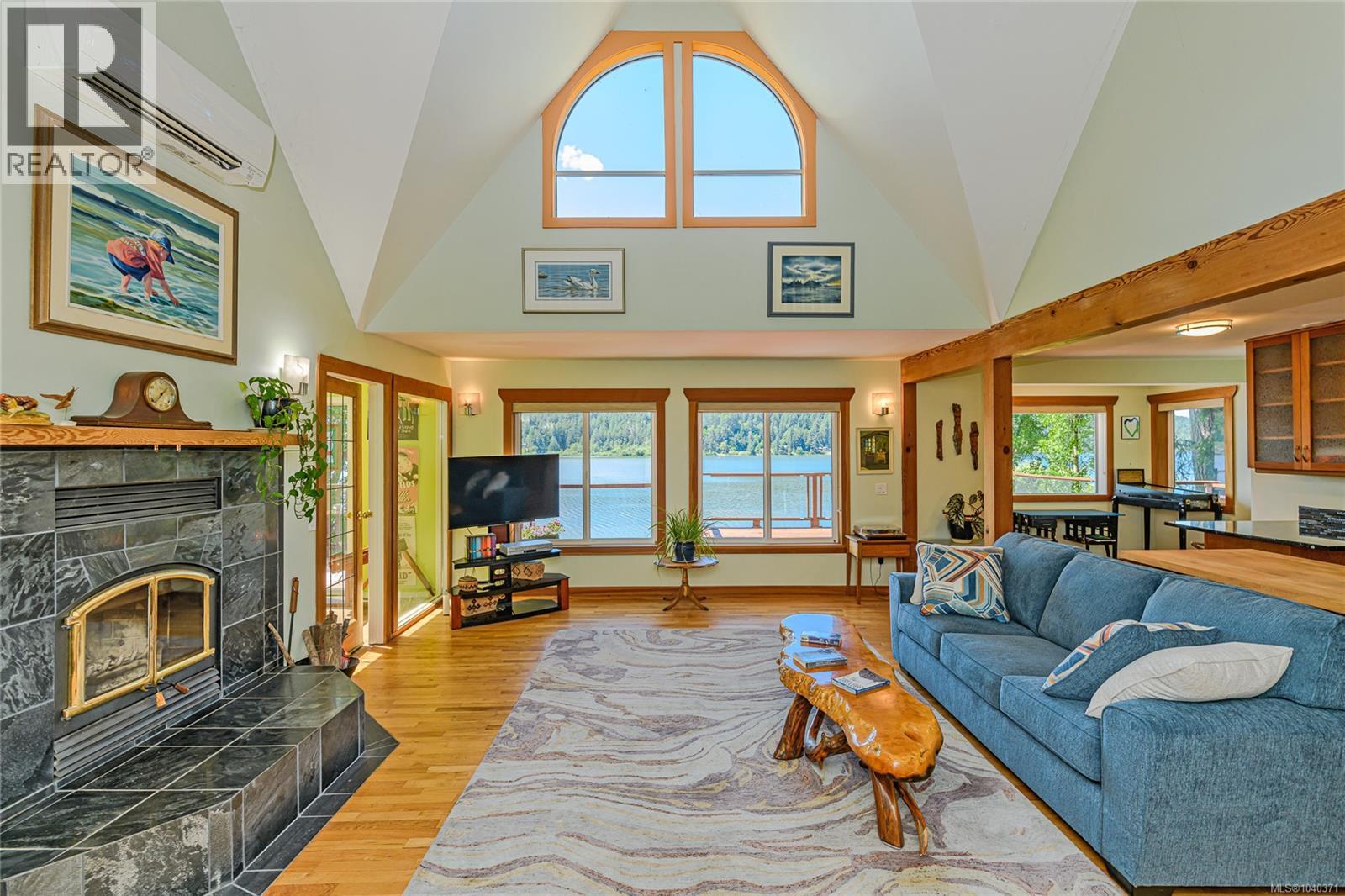 1164 North End Rd - 6