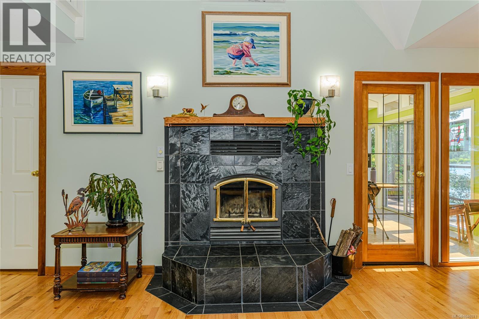 1164 North End Rd - 8