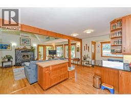 Kitchen - 1164 North End Rd, Salt Spring, BC V8K1M1 Photo 11
