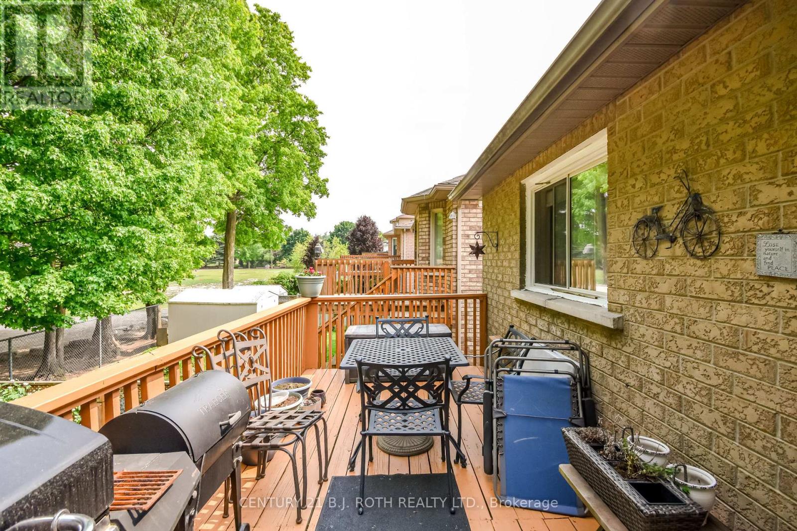 37 NICHOLSON DRIVE - 31