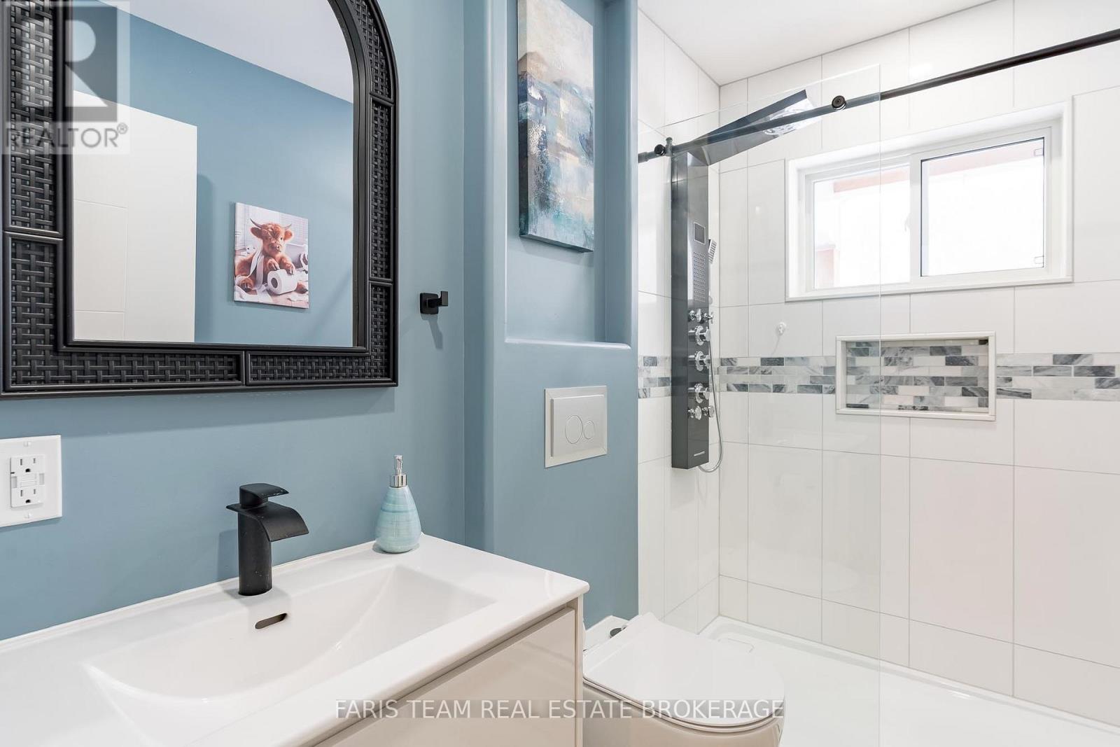 550 SECOND AVENUE - 22