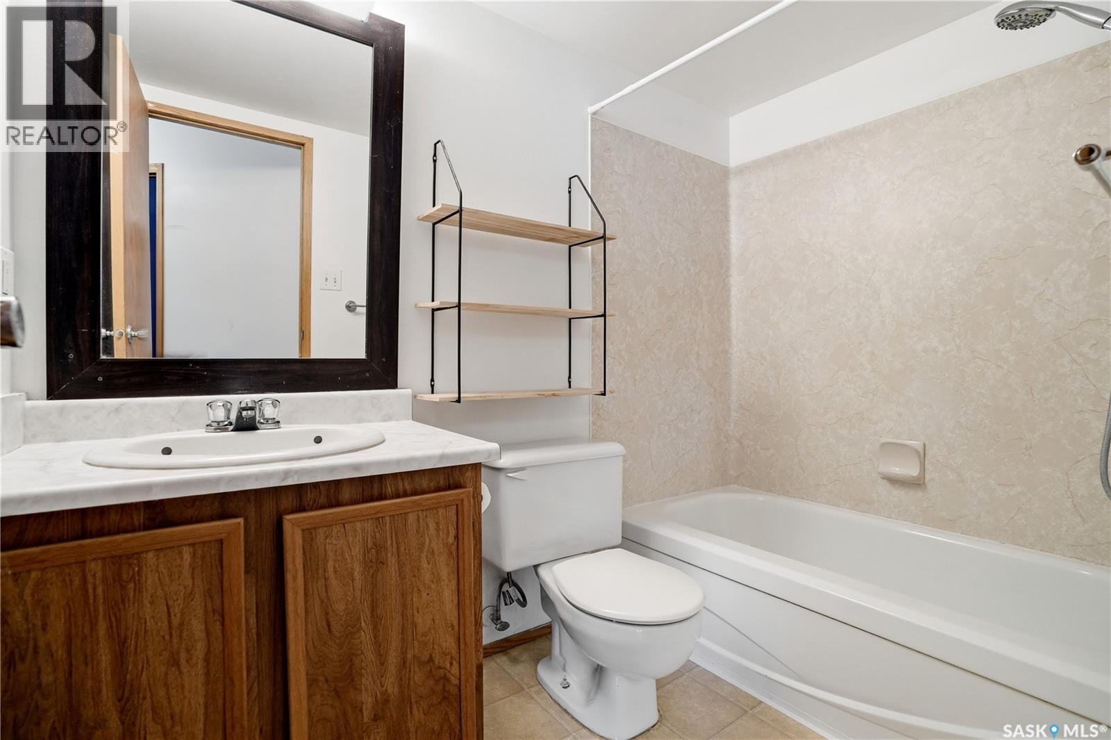 #105 2511 Neff ROAD E - 18