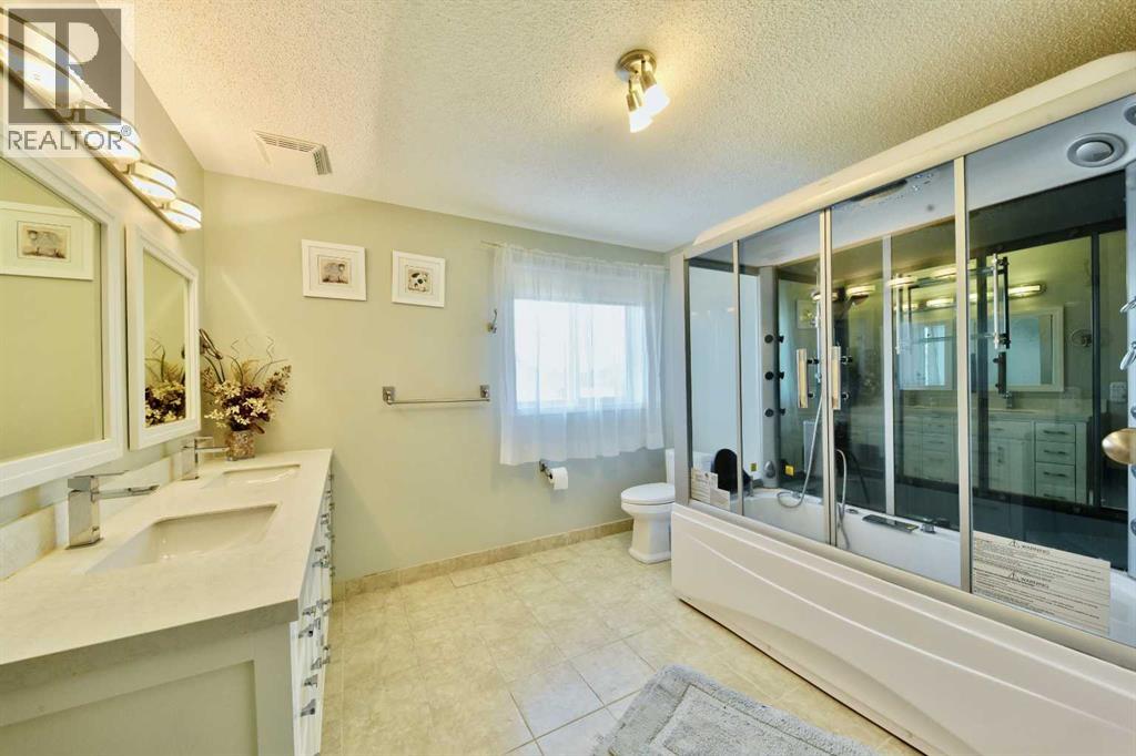 105 Coral Springs Close NE - 20