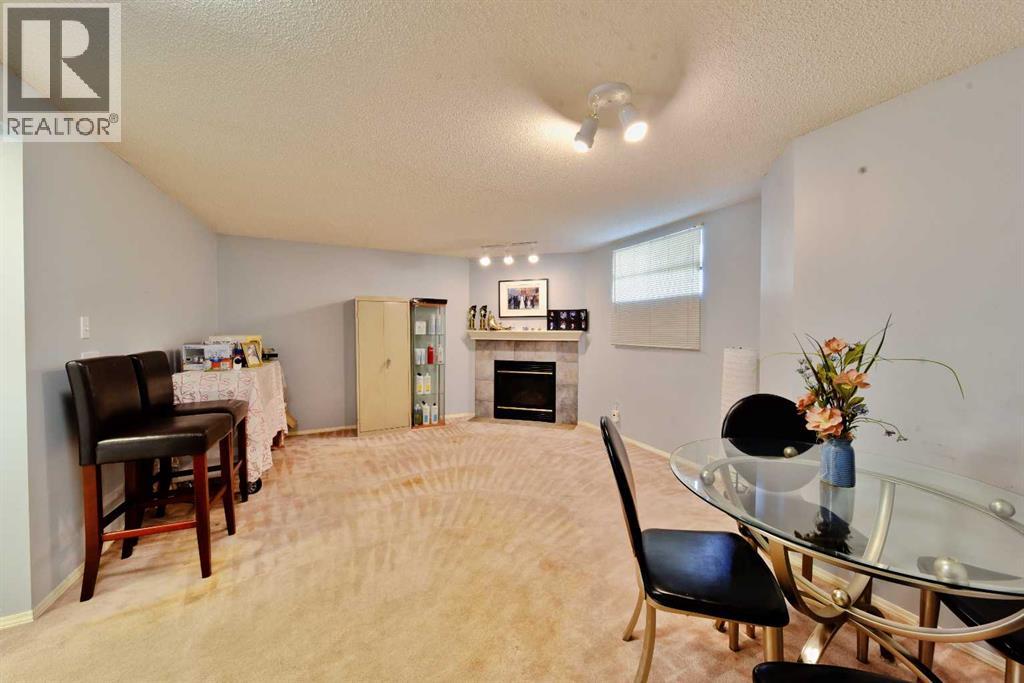 105 Coral Springs Close NE - 25