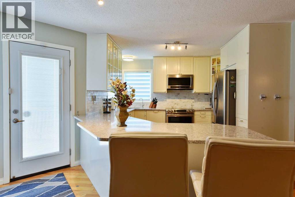 105 Coral Springs Close NE - 8