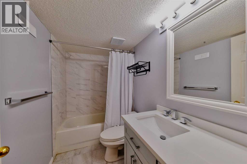 105 Coral Springs Close NE - 28