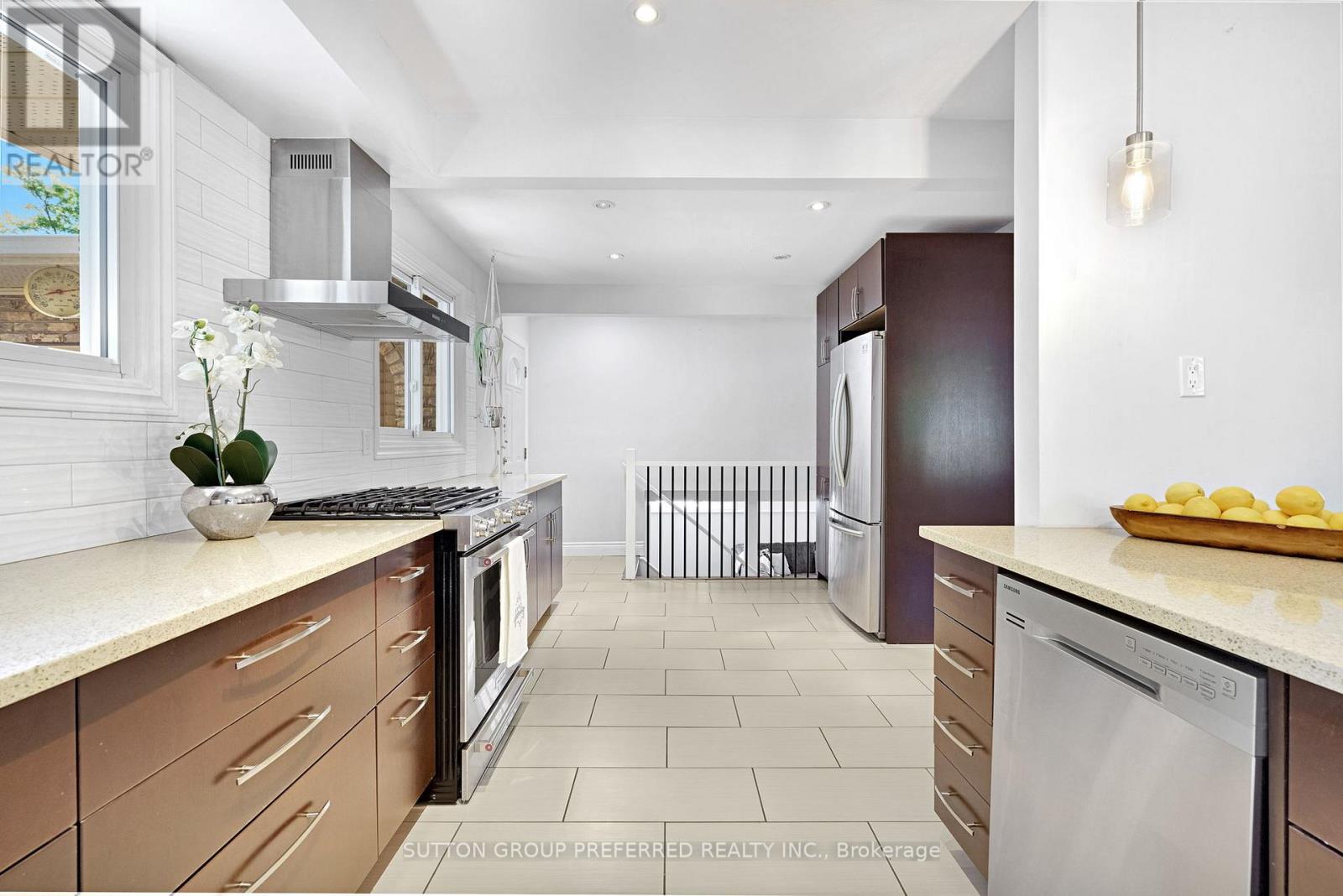 1 PONDEROSA CRESCENT - 16