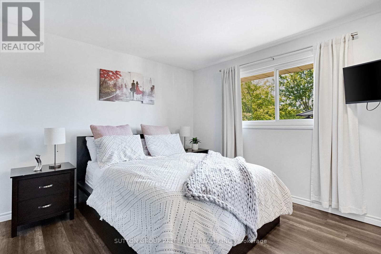1 PONDEROSA CRESCENT - 21